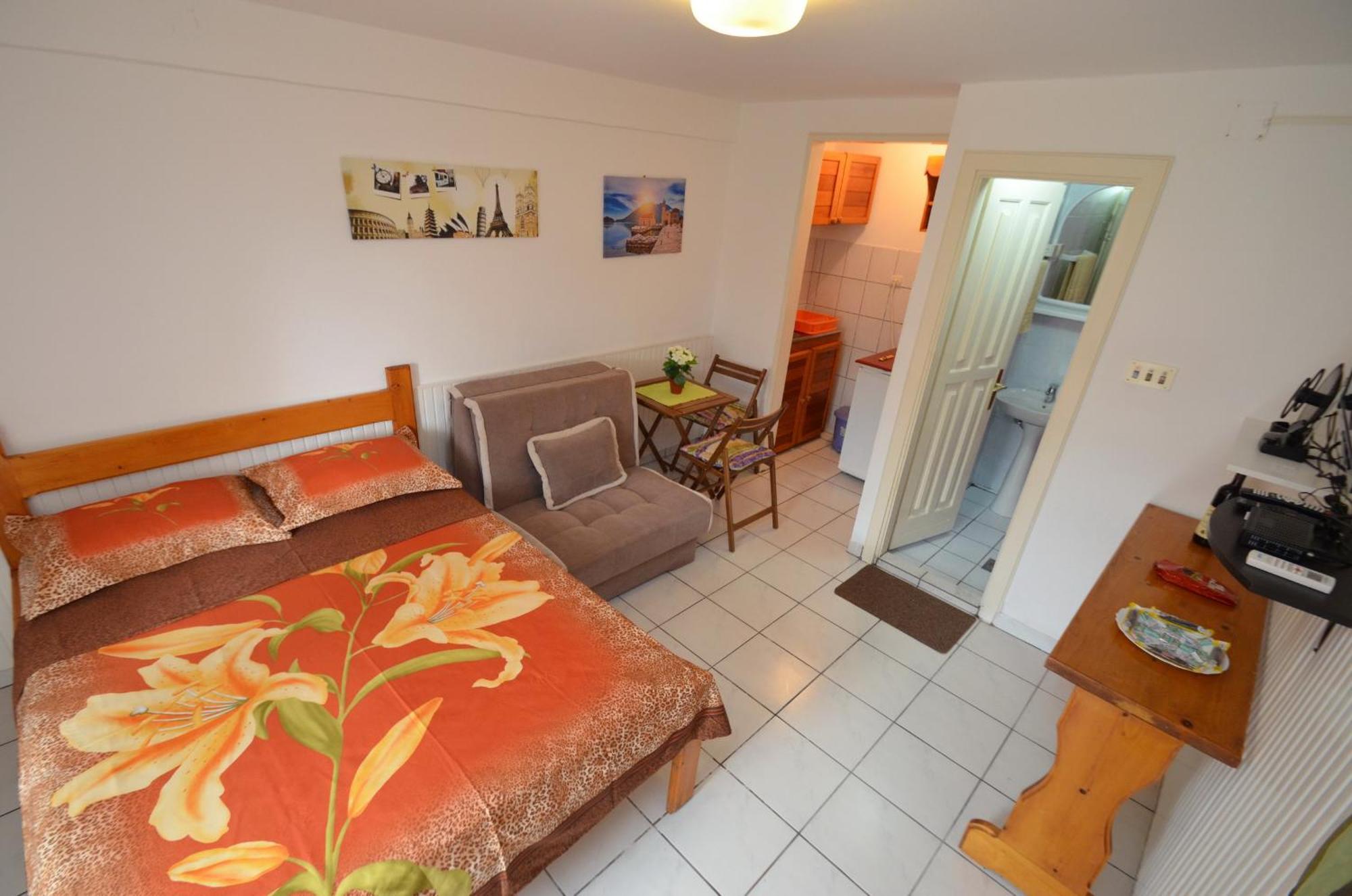 Leut Stone Residence Tivat Chambre photo